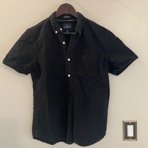Men’s black button down